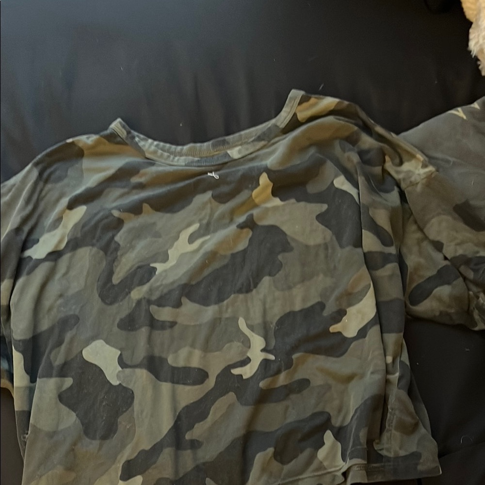 Old Navy Camouflage Crop Top